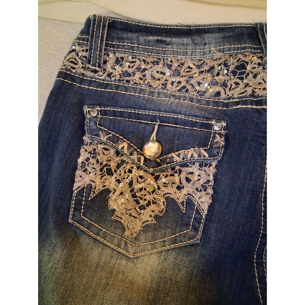 Cato Contemporary Distressed Jeans 14P Petite Lace Embroidered Pocket Dark Wash - Picture 5 of 16